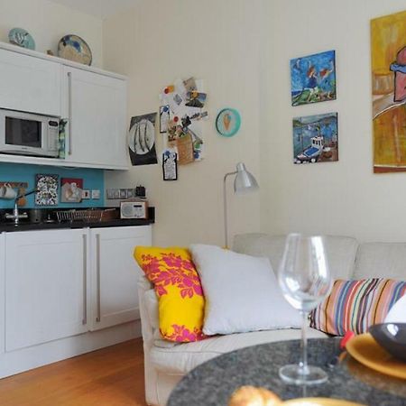 6 Coram Tower Apartment Lyme Regis Exterior photo
