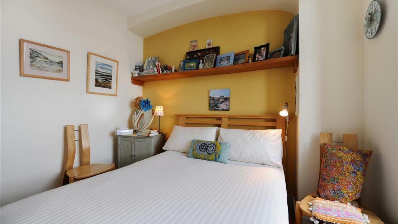 6 Coram Tower Apartment Lyme Regis Exterior photo